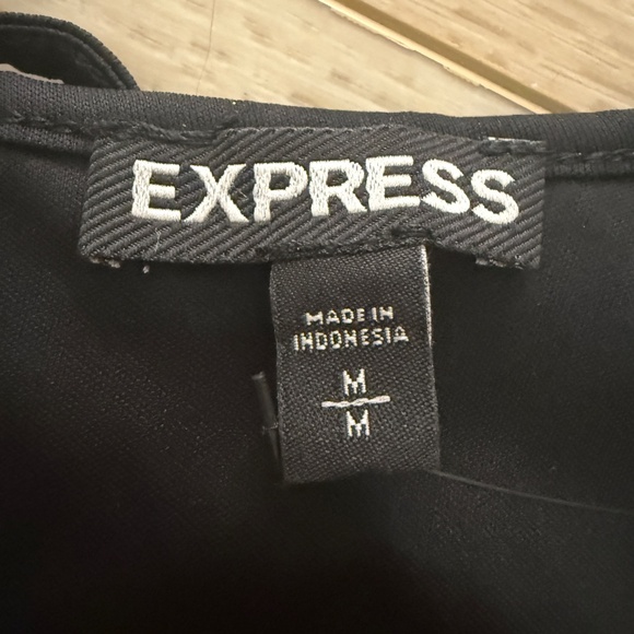 Express Halter Bubble-Hem Cami Red/Black Animal Print M - Picture 6 of 11